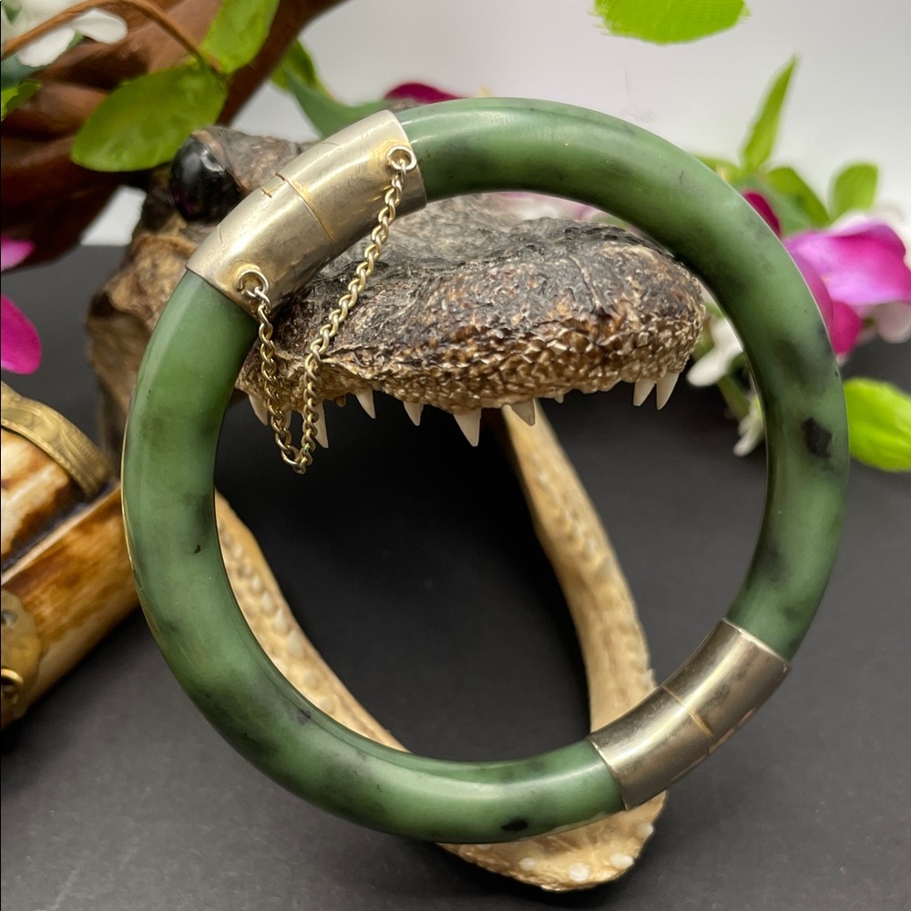 Serpentine silver plated hinged bangle vintage